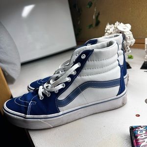 Men’s size 10 blue and white Sk8-Hi vans shoes